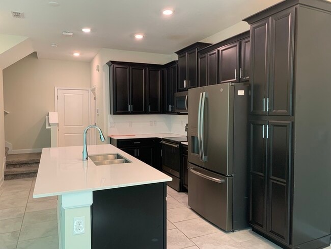 Building Photo - 1353 Shinnecock Hills Dr