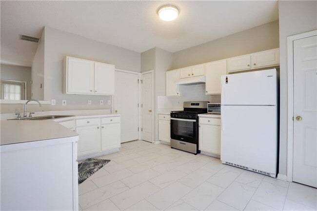 Building Photo - 2401 Oxwell Way