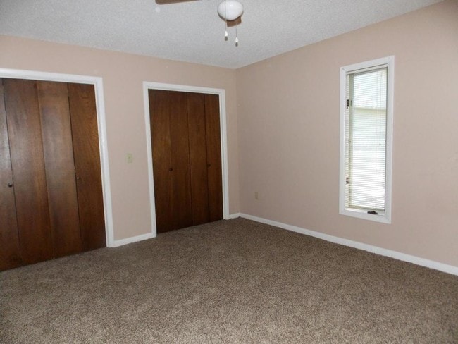 Building Photo - 119 Greenbriar Trail