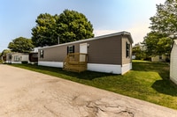 Building Photo - 800 W 15th St