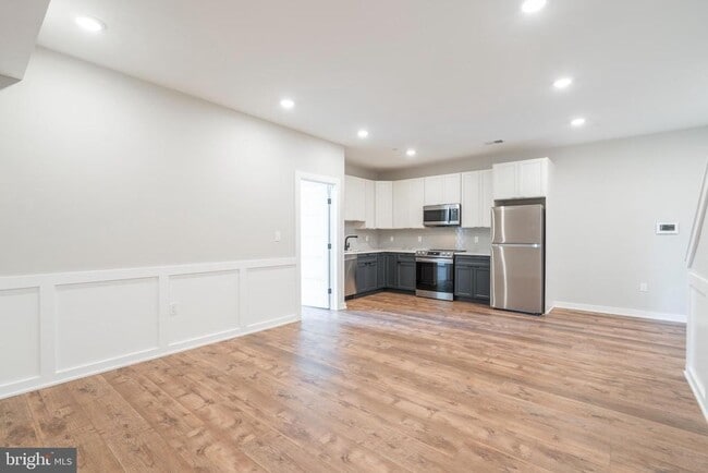 Building Photo - 435 N 35th St