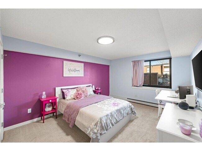 Building Photo - 48 Groveland Terrace