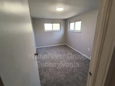 Building Photo - 1028 Coverdale St