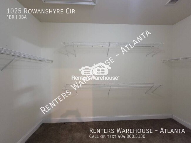 Building Photo - 1025 Rowanshyre Cir
