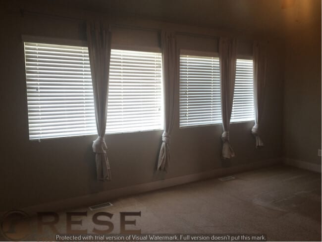 Building Photo - Awesome Lehi Townhouse w 1 car garage!