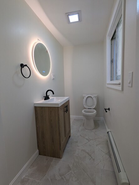 Building Photo - 58 Cutler Dr