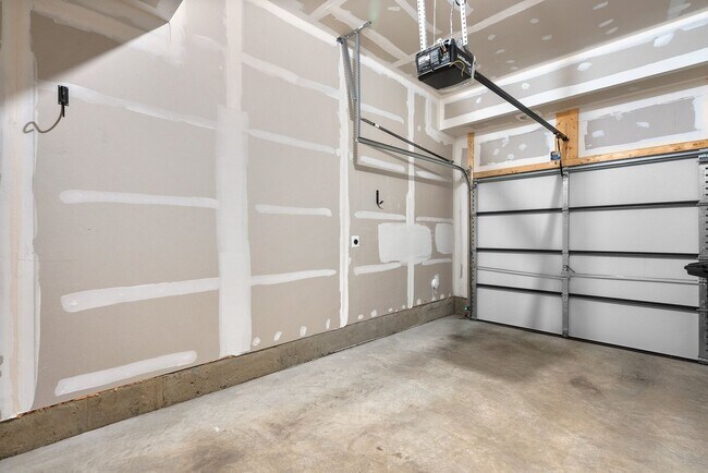 Building Photo - 16302 Connors Wy