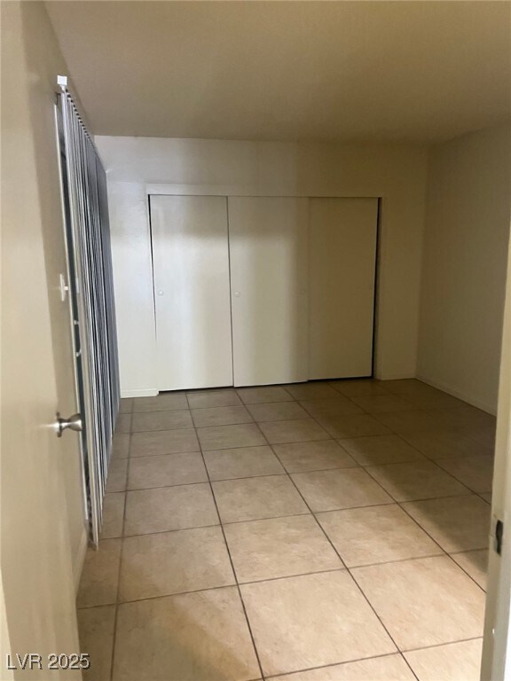 Building Photo - 1388 E Desert Inn Rd