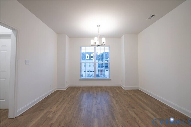 Building Photo - 6932 Leire Ln