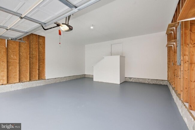 Building Photo - 20 Houser Dr