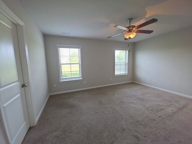 Building Photo - 121 Hulsey Ln