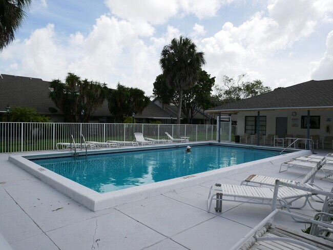 Building Photo - 9278 Ketay Cir