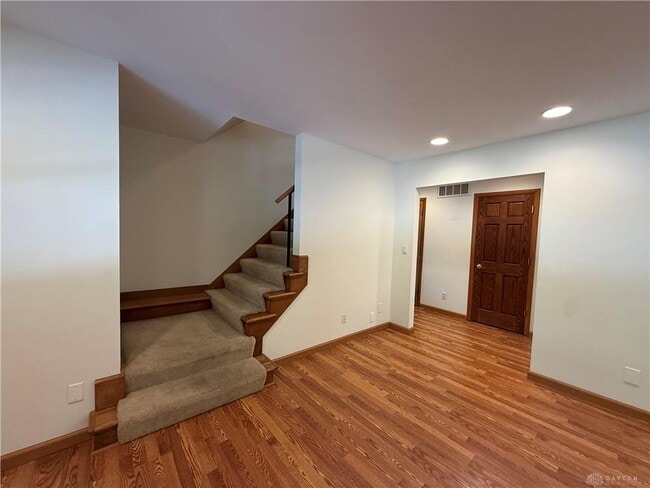 Building Photo - 2162 Willowgrove Ave