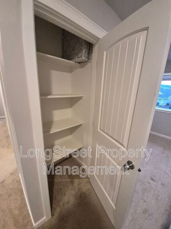 Building Photo - 7278 SE Ronelle Ct