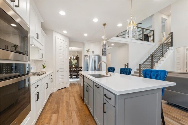 Building Photo - 212 Gary Wayne Dr