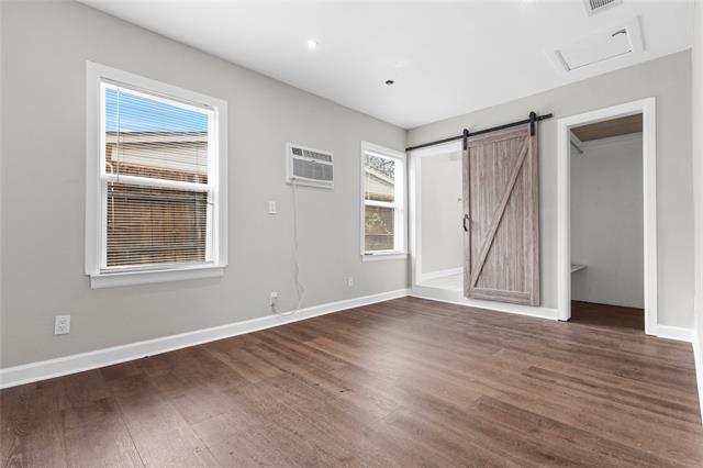 Building Photo - 10325 Fern Dr