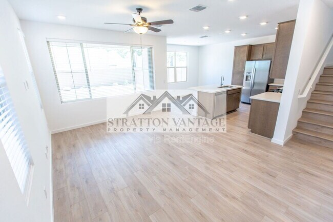 Building Photo - 1051 W. Diamondback Dr.