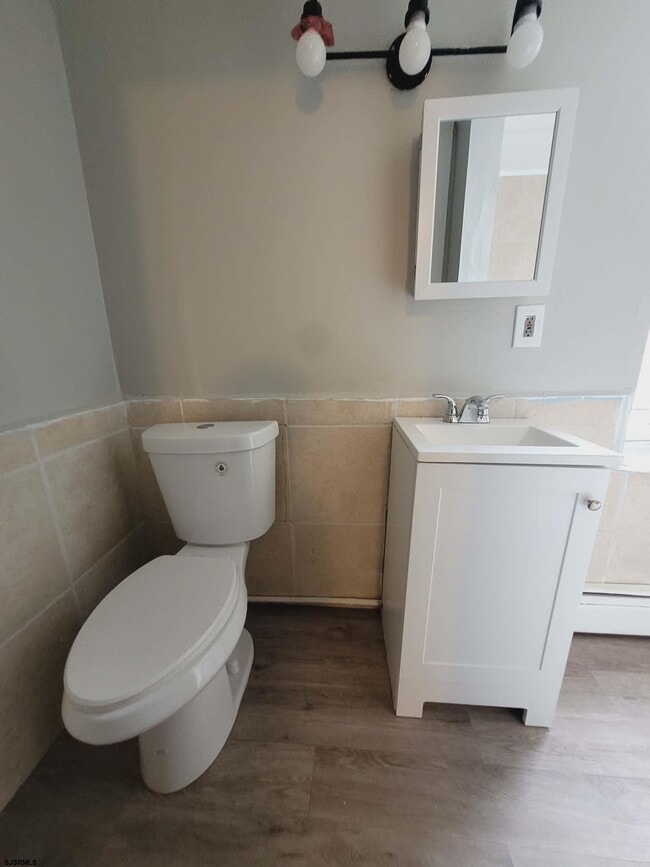 Building Photo - 1108 Baltic Ave