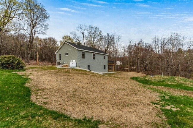 Building Photo - 237 Maplewold Rd