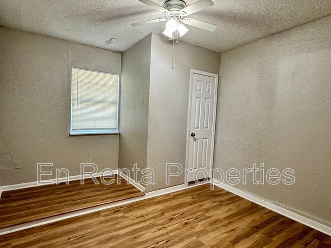 Building Photo - 2906 Birch Park Dr