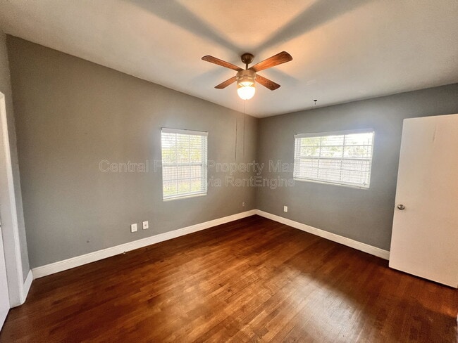 Building Photo - 722 Baltimore Dr