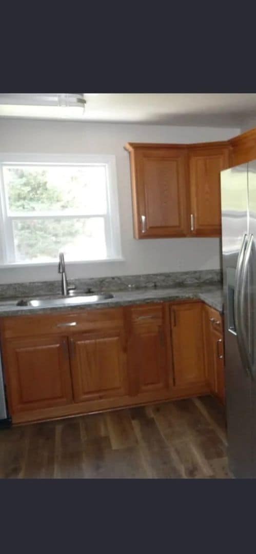 Building Photo - Straight Duplex