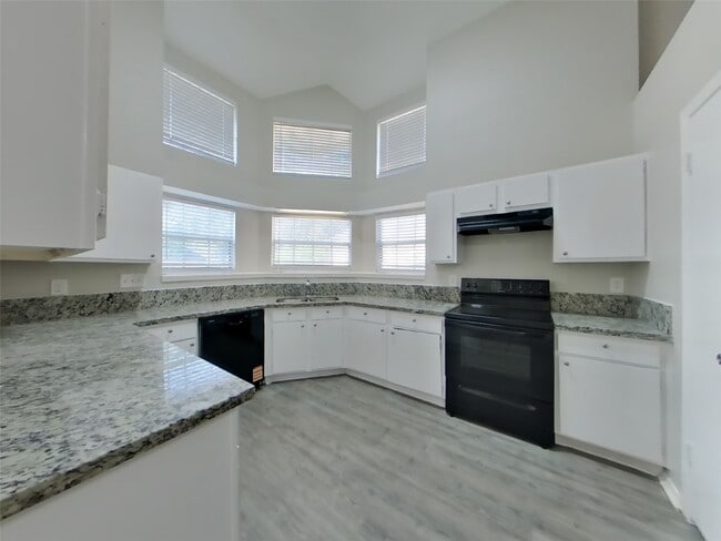 Building Photo - 13314 Chaston Dr