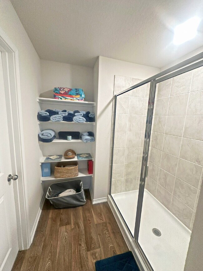 Building Photo - 5306 Scoria Trl