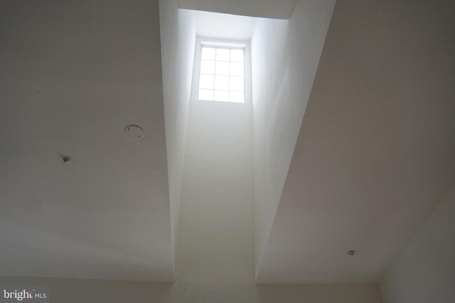 Building Photo - 18502 Boysenberry Dr