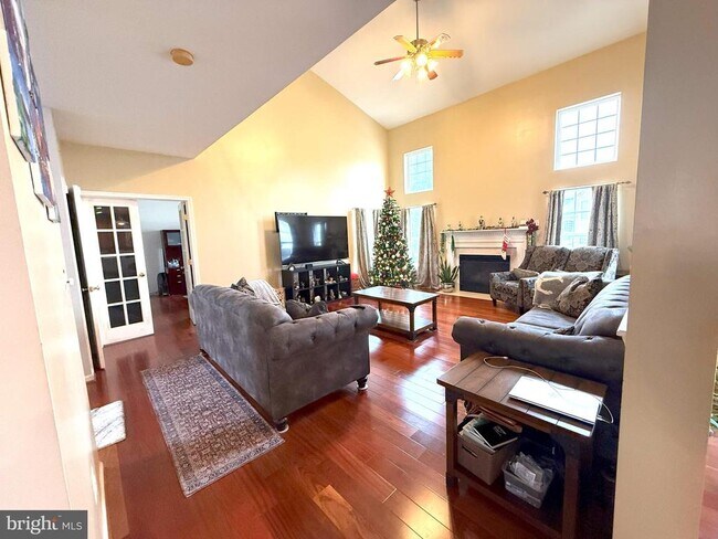 Building Photo - 18416 Beechnut Way