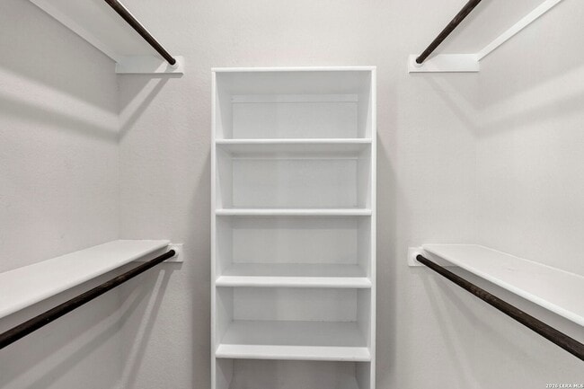 Building Photo - 229 High Dr