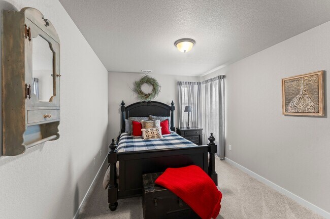 Building Photo - 5204 Roundhouse Dr