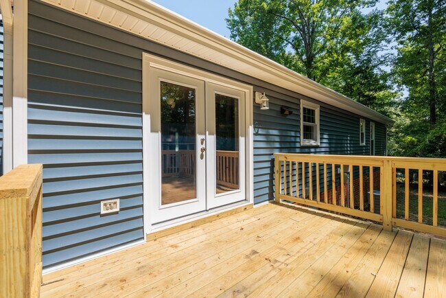 Building Photo - 3 Bedroom Home in Chesterfield County ***Available August 2026**