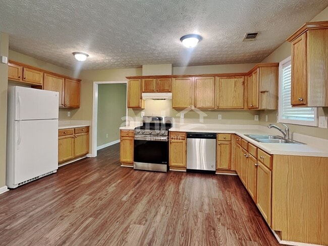 Building Photo - 3442 Kittery Dr