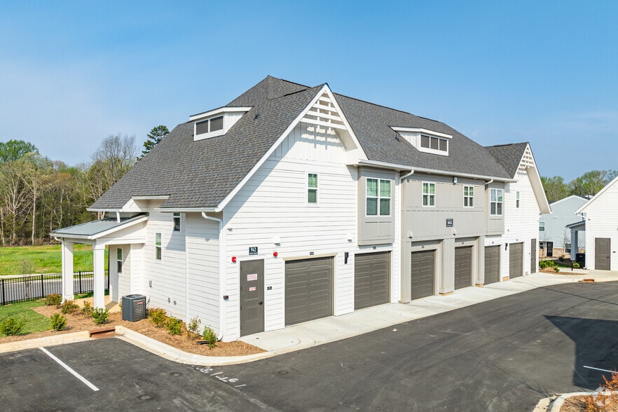 Building Photo - The Stead at Farmington