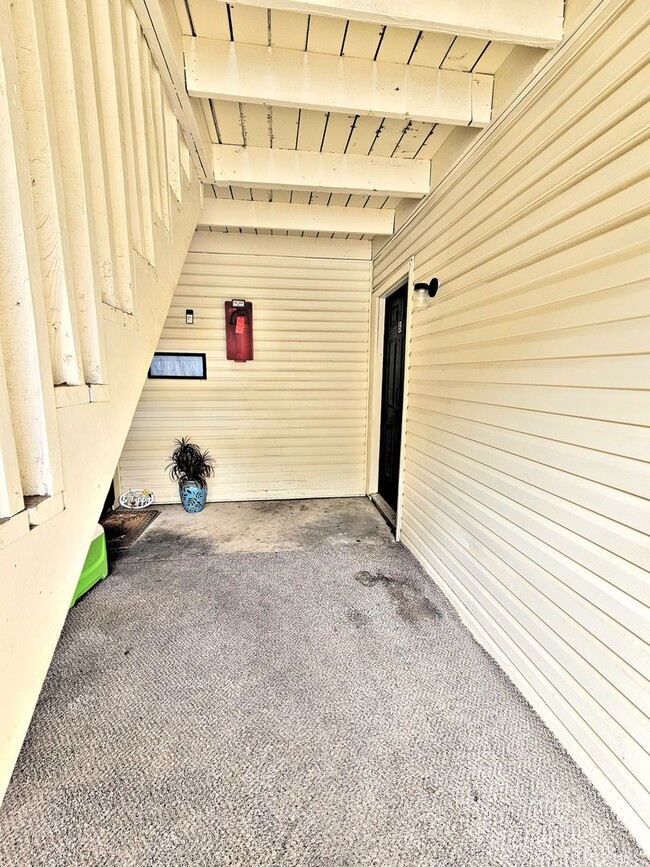 Building Photo - 1509 Halston Cir NW