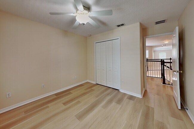Building Photo - 14614 Cableshire Way