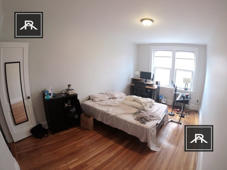 Building Photo - 241 Freeman St