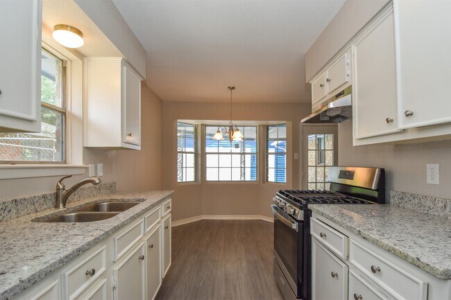 Building Photo - 11719 Murr Way