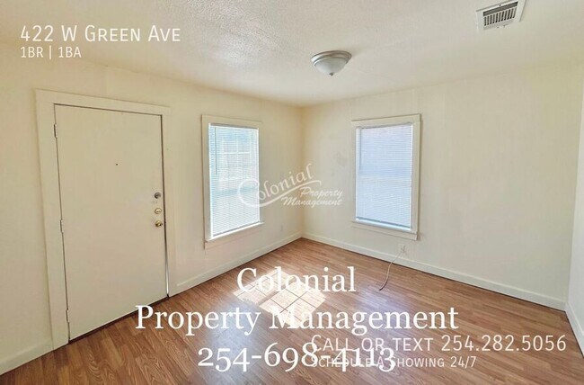 Building Photo - 422 W Green Ave