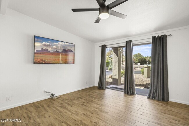 Building Photo - 16819 E Gunsight Dr