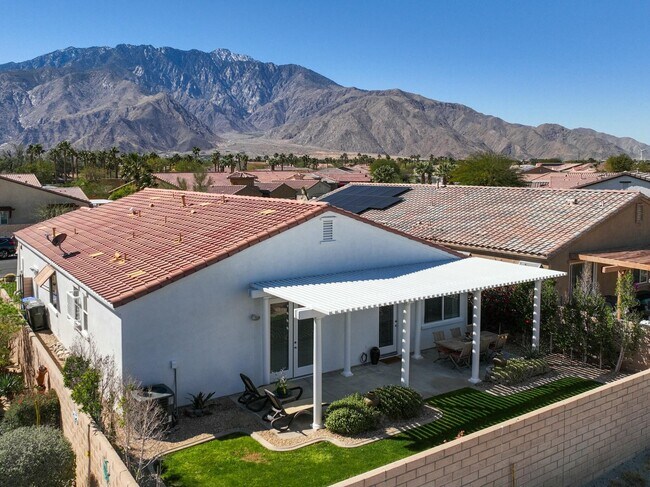 Building Photo - 2090 Savanna Way