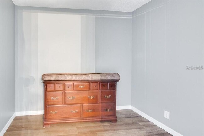 Building Photo - 2615 Cove Cay Dr