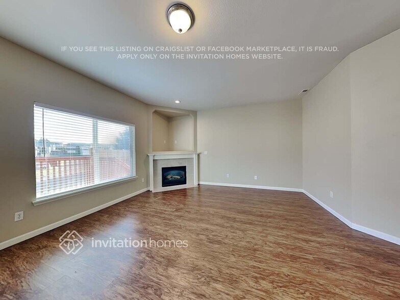 Building Photo - 19917 18th Ave Ct E