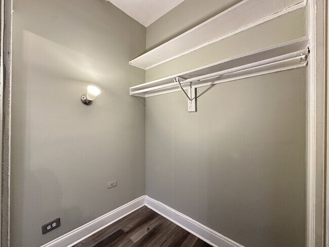 Building Photo - 3836 N Fremont St