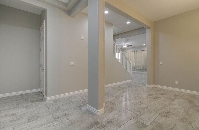 Building Photo - 4617 E Walter Way