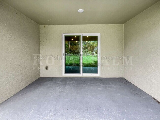 Building Photo - 745 Harry Ave S