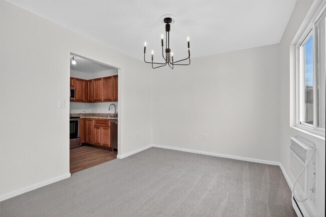 Building Photo - 16 Scarborough Ln