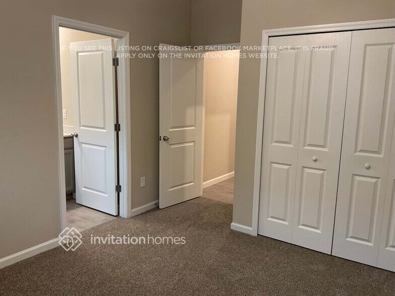 Building Photo - 9805 Lemon Balm Wy