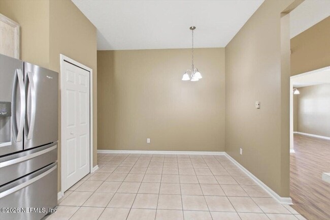 Building Photo - 708 Sharon Ct